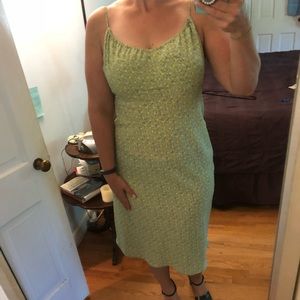 Cute Express Subtle Floral Dress!